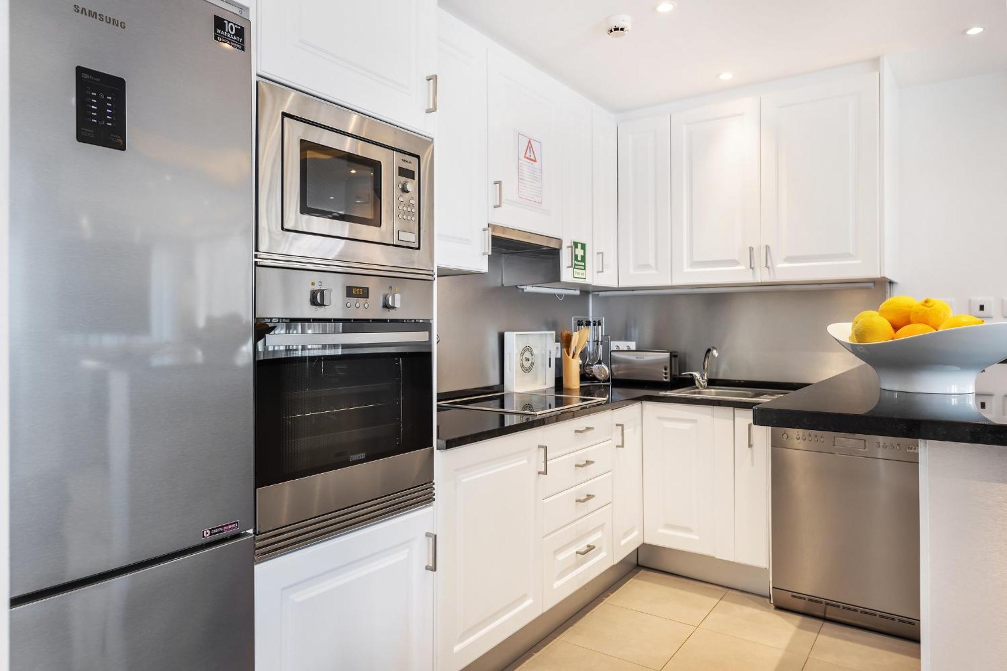 Phenthouse Monaco-albufeira Center-sea View Apartment