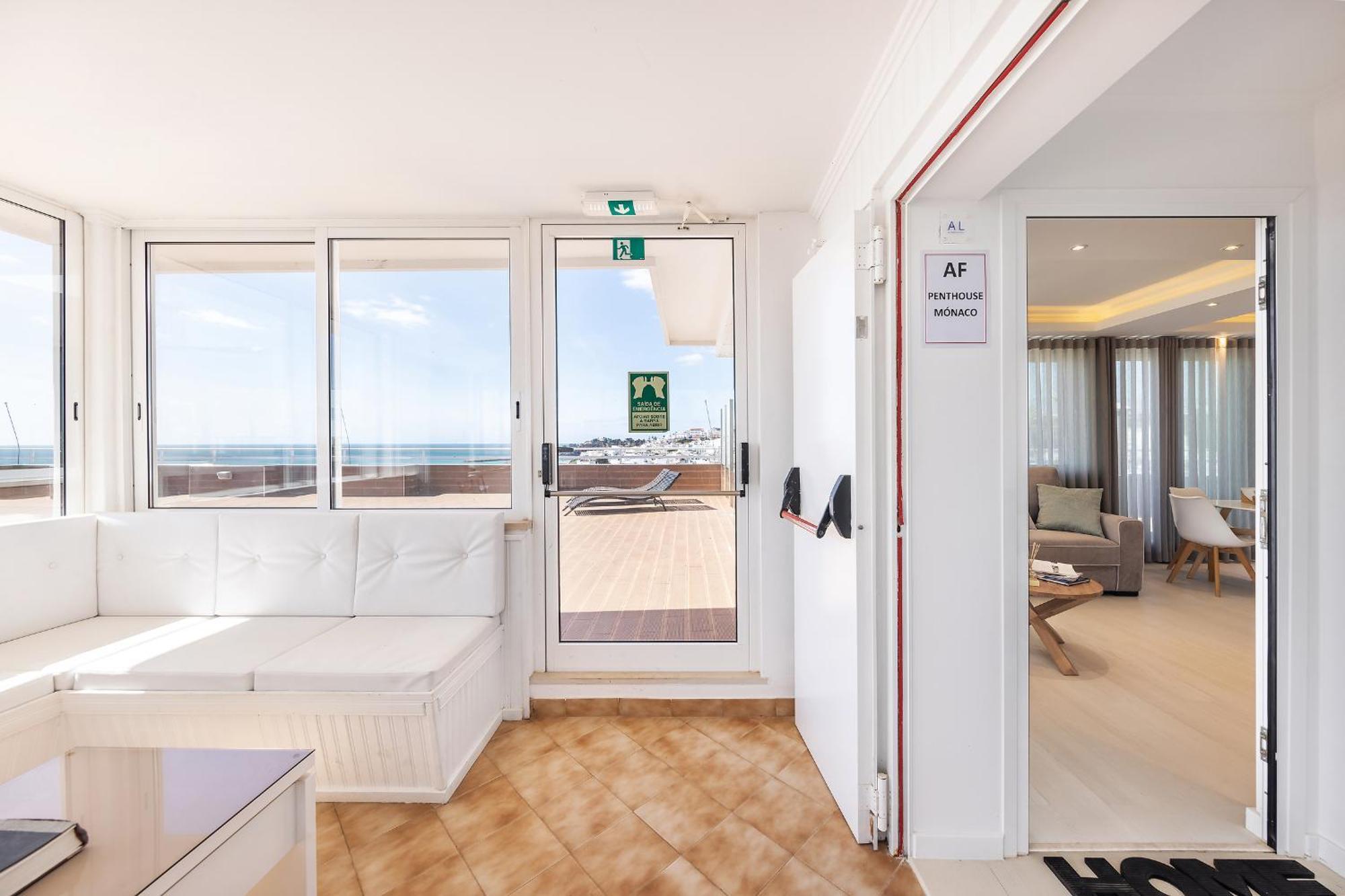 Phenthouse Monaco-albufeira Center-sea View Apartment Albufeira